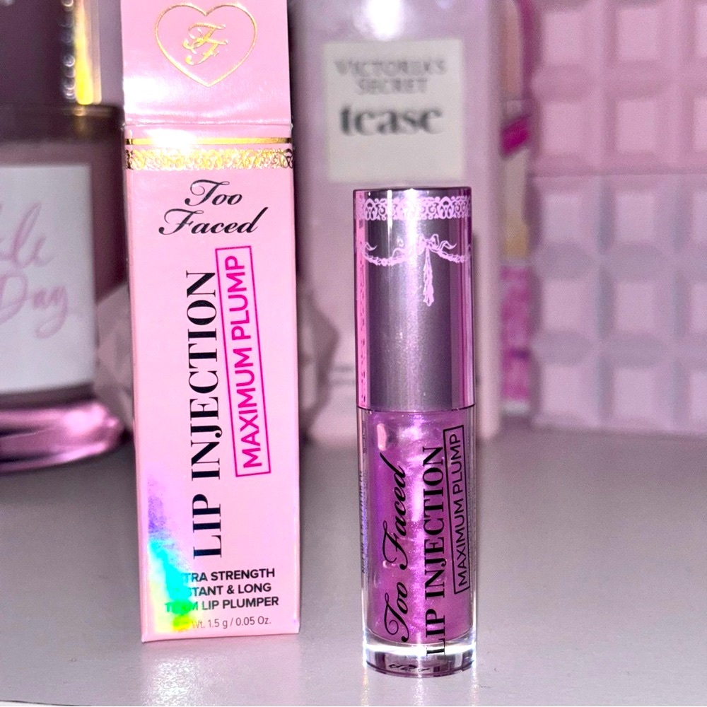 💝NIB mini Too Faced Lip Injection Maximum Plump - Pink💝